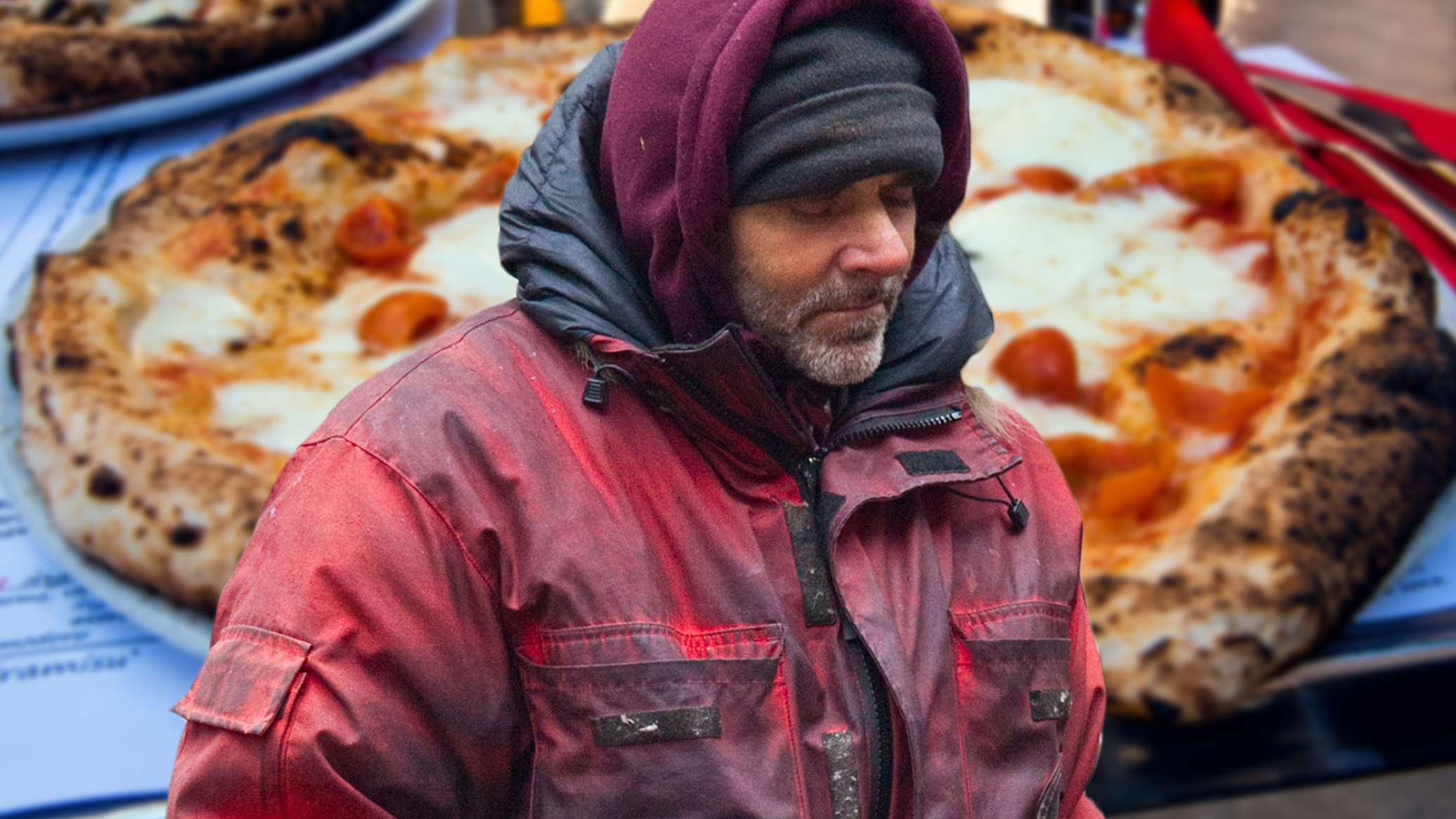 24 бомжа. Бомж с пиццей. Нищий мужчина. Бездомный.